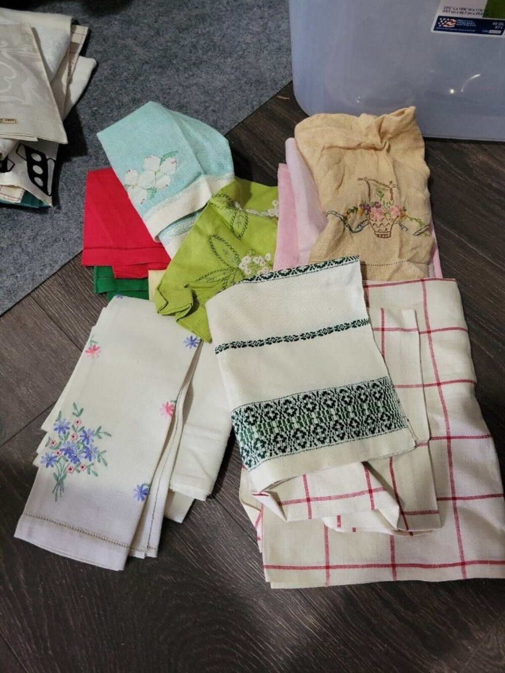 Lot 15 Tea Towels Fingertip Towels Cotton Linen Assorted Sizes Colors Vintage